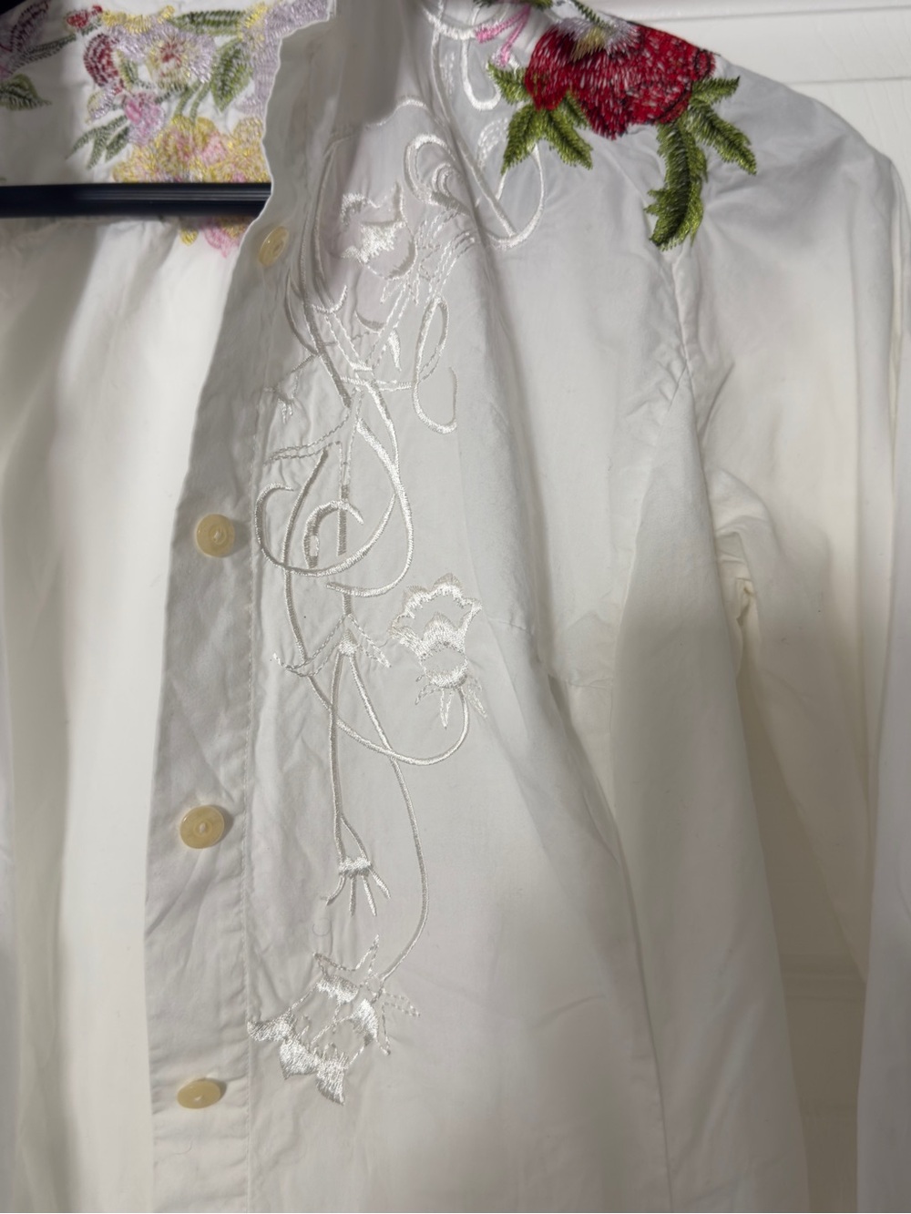 3J Workshop Johnny Was White Floral Embroidered Button-Up Shirt Size S - Picture 3 of 6